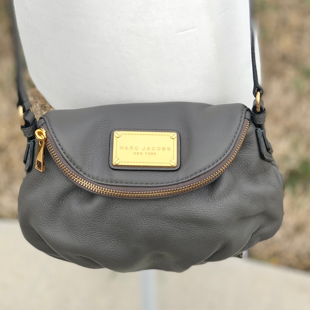 MARC JACOBS Gray Leather Crossbody Bag - Picture 2 of 11